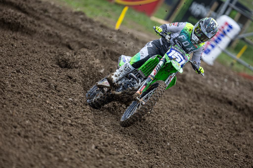 Motorcycle Racer Duncan Duncan dominates in Switzerland, Van Drunen takes the lead - MX1Onboard.com