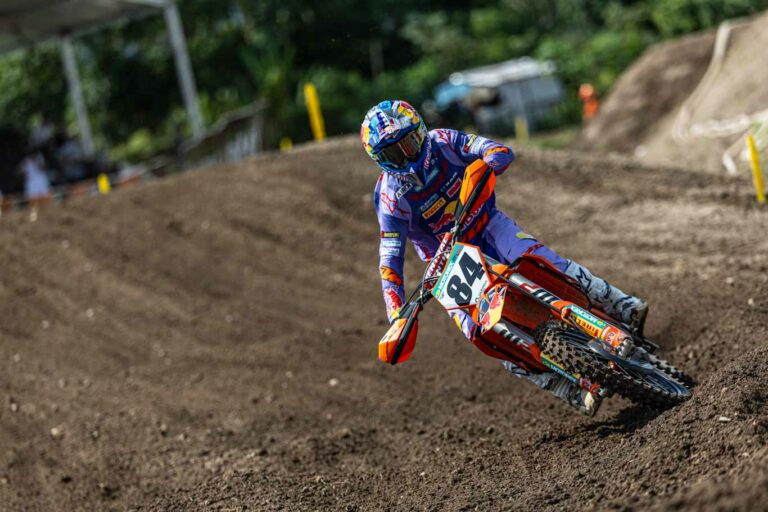 Jeffrey Herlings rules in Schoolhouse - ACU British Championship