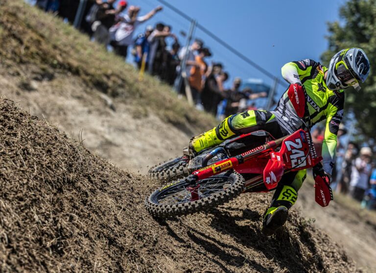 Tim Gajser: "Sé lo que tengo que hacer para ganar el título en España"