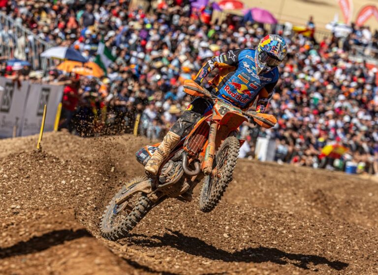 Herlings se lleva el Valkenswaard International por delante de un fuerte De Wolf