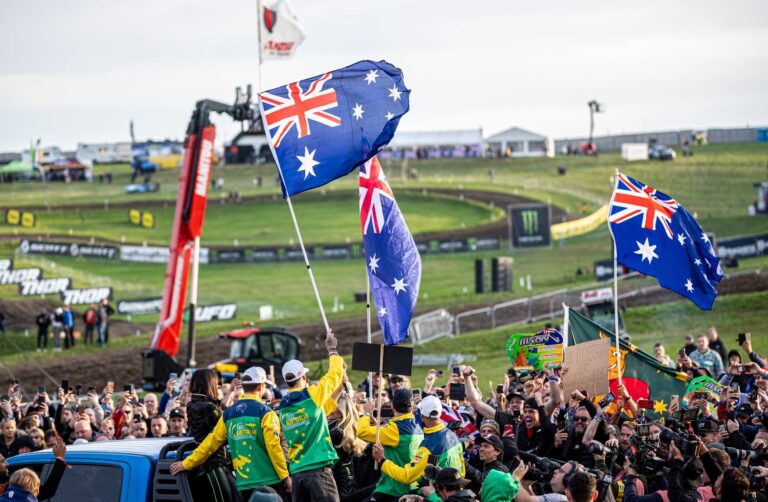 Behind the gate, el reportaje del Motocross de las Naciones 2024 -vídeo-