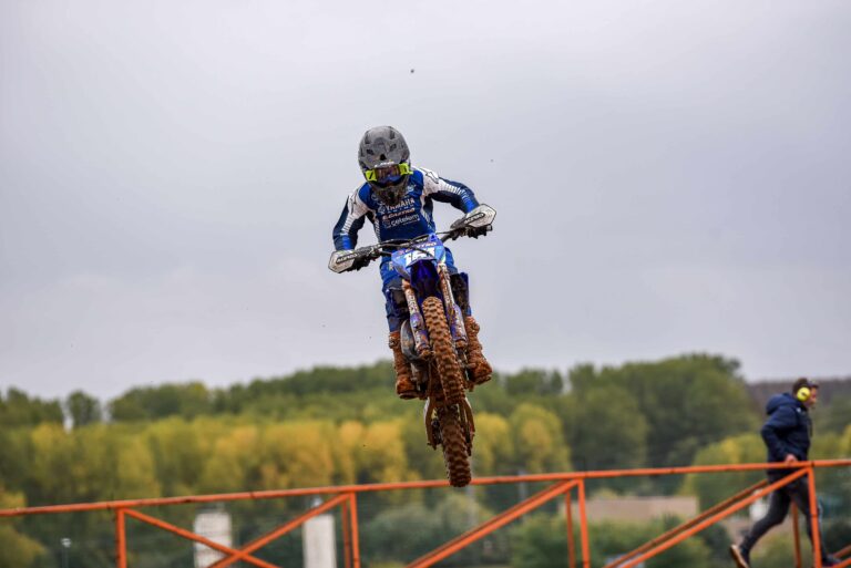 Álvaro Domínguez, campeón de España de la YZ65 bLU cRU Cup 2024