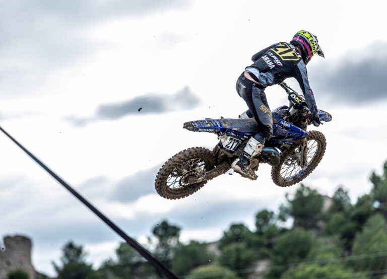 Iván Polvillo se lleva la YZ125 bLU cRU Cup 2024 de Yamaha con pleno