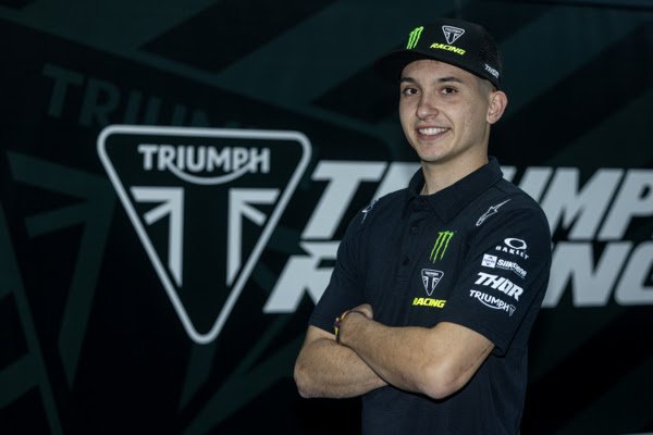 BREAKING: Guillem Farres joins MX2 Triumph squad