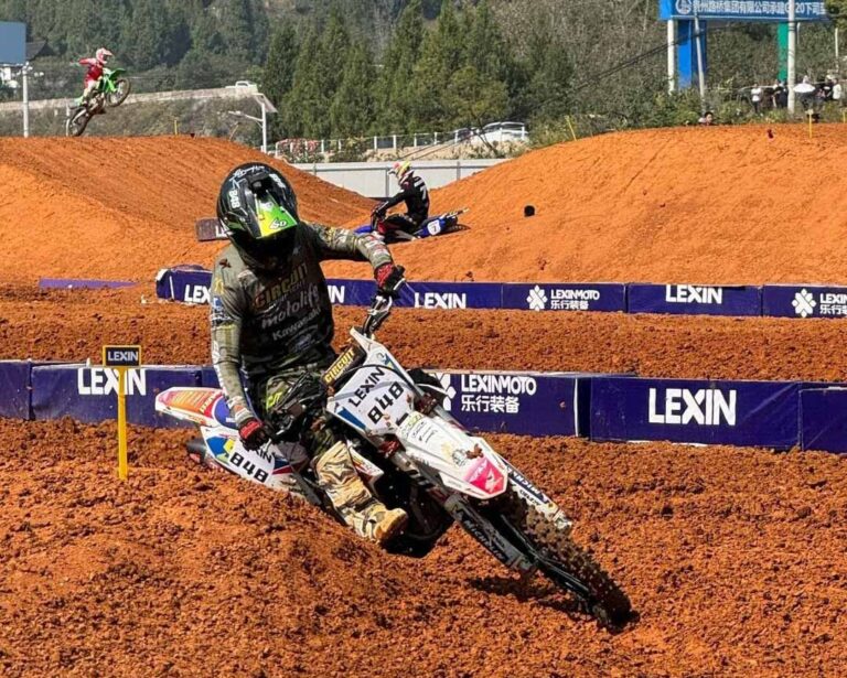 Joan Cros sube al podio en el Supercross de China 2024