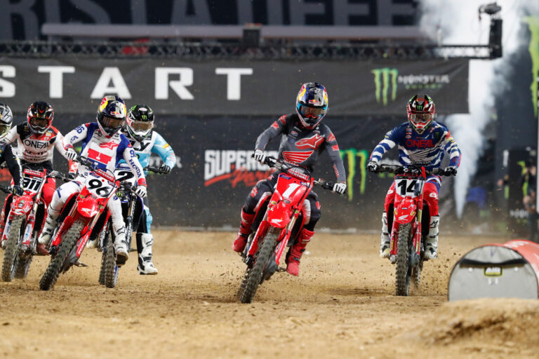 Supercross de Paris: Sigue todas las actualizaciones del sábado