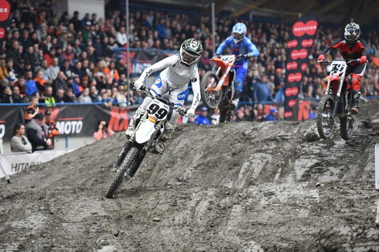 Jorge Zaragoza subcampeón del Supercross de Tampere