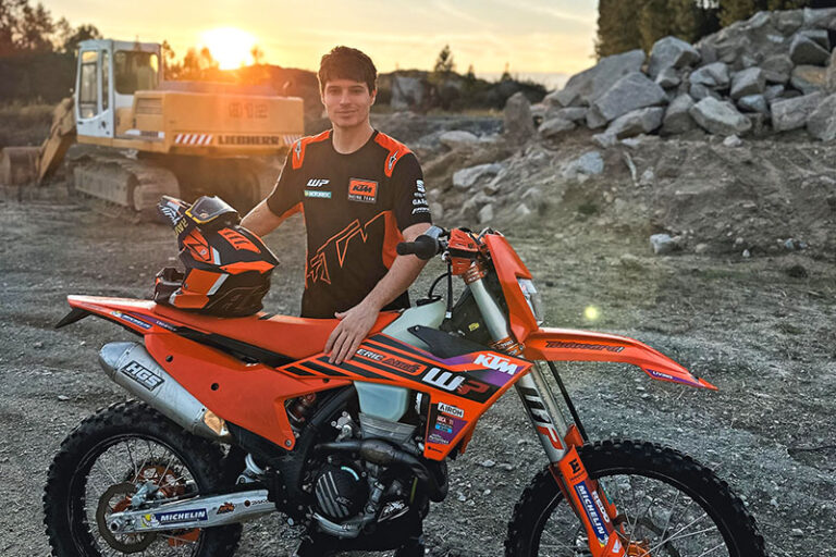 Yago Martínez, en el Nacional de Enduro de Cózar con WP Eric Augé