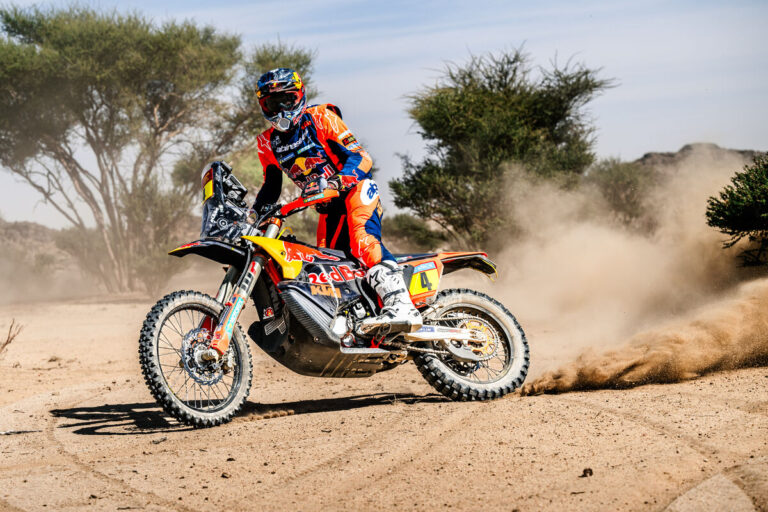 Sanders, compañero de Canet en KTM: "La primera semana del Dakar será difícil"