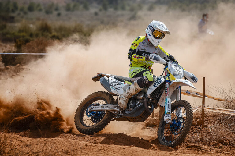 Husqvarna España ya tiene a su baza para el Nacional de Enduro 2025