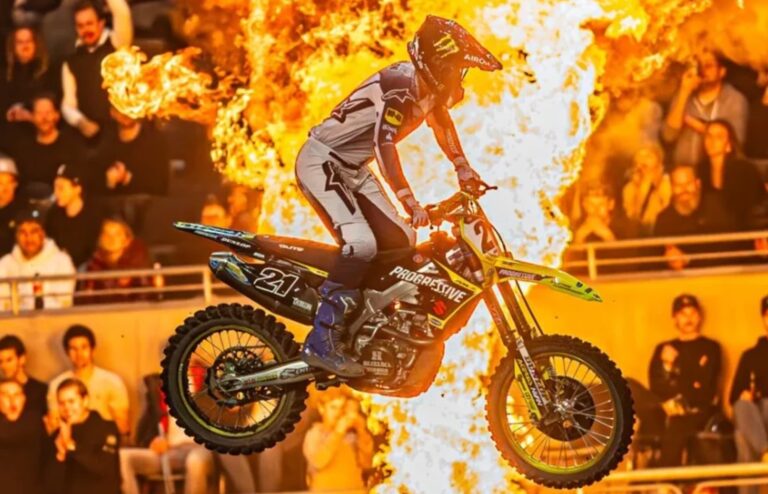 Los mejores momentos del Mundial de Supercross en Suecia -vídeo-