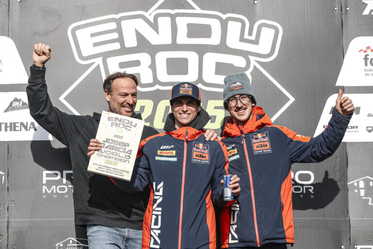 Josep García gana su sexto Enduroc y celebra otra temporada memorable