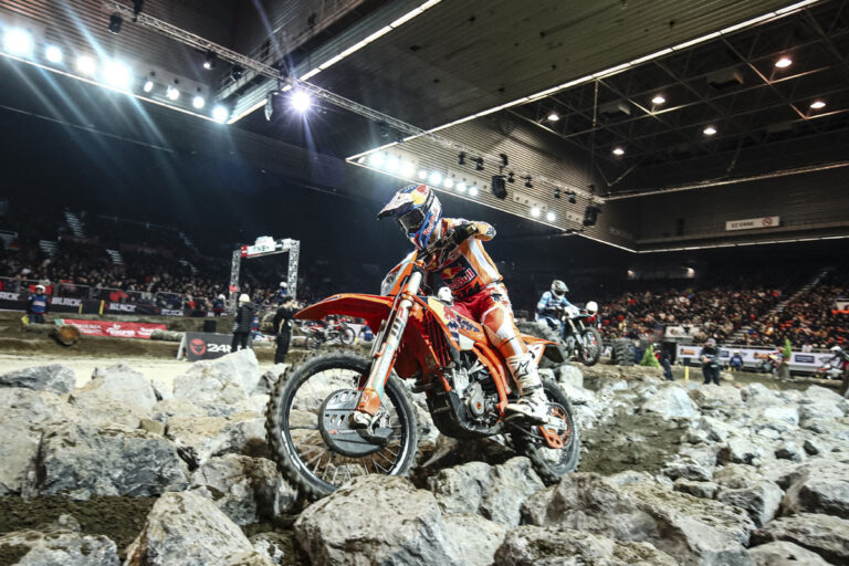 Los mejores momentos del Mundial de Superenduro en Bilbao -vídeo-