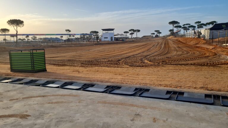 Las imágenes del circuito de Almonte, el MXGP llena los hoteles de la zona -galería-