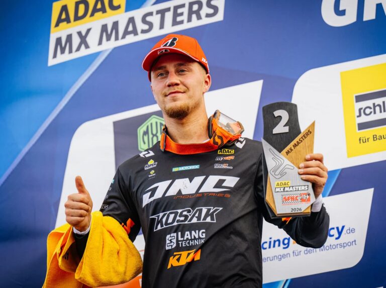 Van de Moosdijk, en dos carreras del AMA Motocross 2026