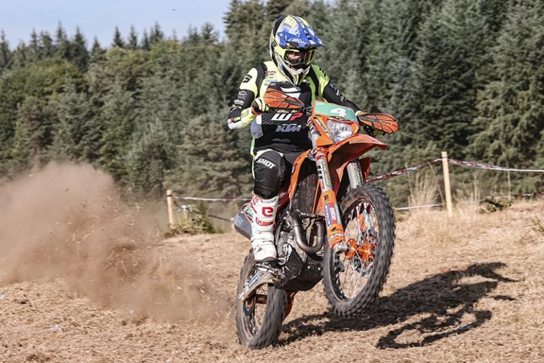WP Eric Augé continúa acumulando podios en el Mundial de EnduroGP, ¡3 más en Francia!
