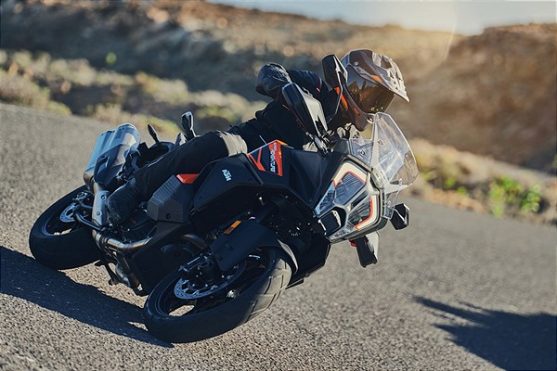 ktm 1290 s