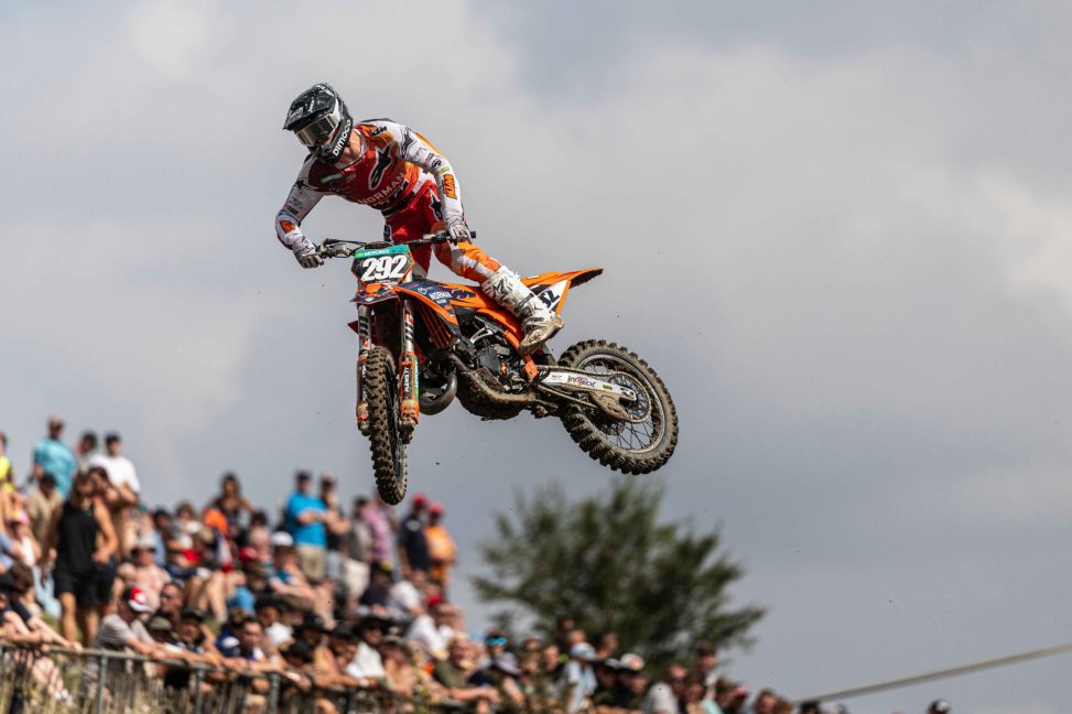 Bauer EMX125 Foxhills 26