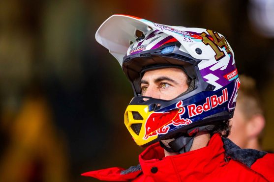 Dylan Ferrandis retiro SMX 26