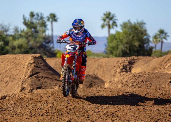 ELI TOMAC - 2026 RED BULL KTM FACTORY RACING TEAM 02