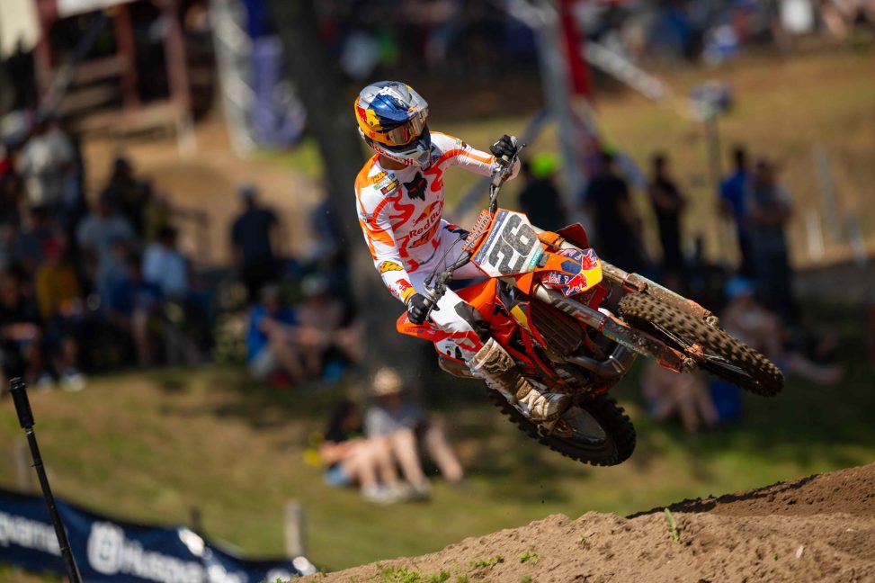 Jorge Prado Southwick 26