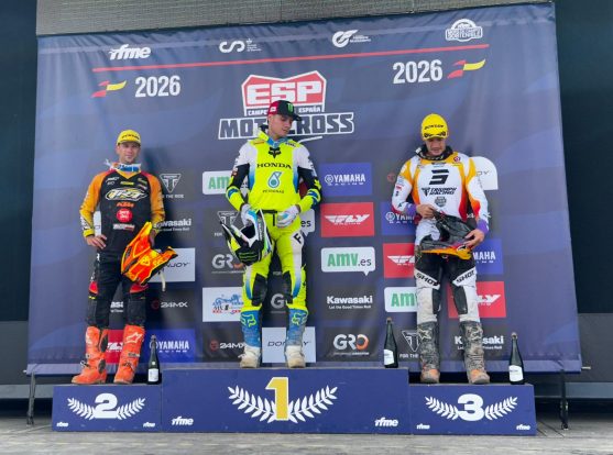 MX1_podio