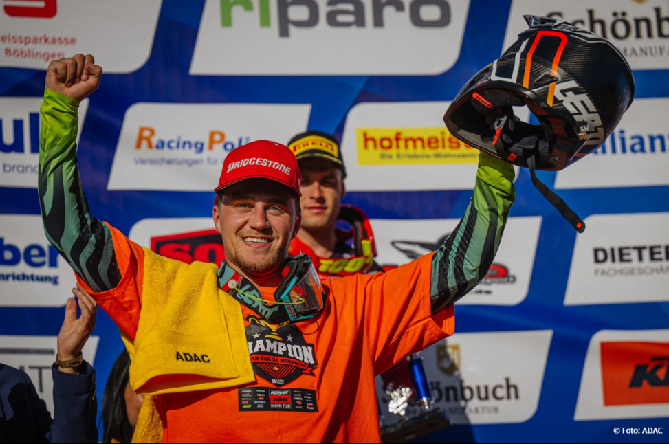 Moosdijk mx masters champ 25