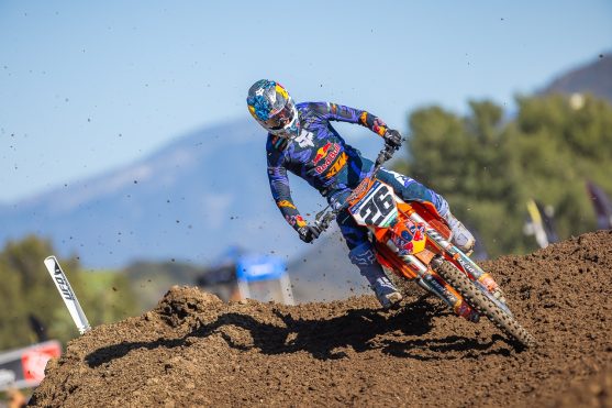 Prado Hangtown 26