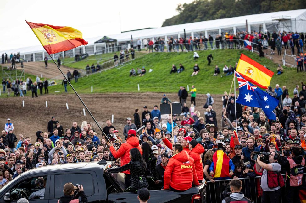 spain mxon 24 truck