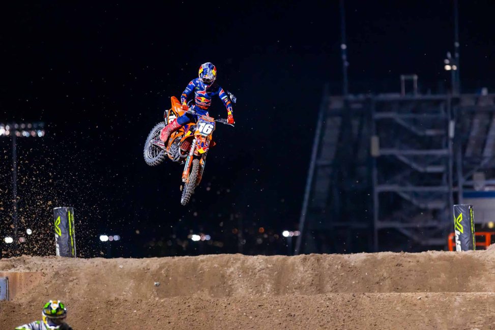 Tom Vialle at SuperMotocross World Championships Round 31, and Round 03 of the AMA SMX Finals, at The Strip at Las Vegas Motor Speedway in Las Vegas, Nevada, USA on September 20, 2025. // Garth Milan / Red Bull Content Pool // SI202509220125 // Usage for editorial use only //