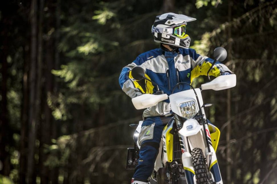 34162_Husqvarna Functional Clothing 2018