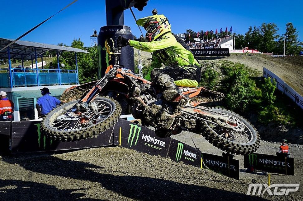 34687509_813509822180594_5814953782512975872_o