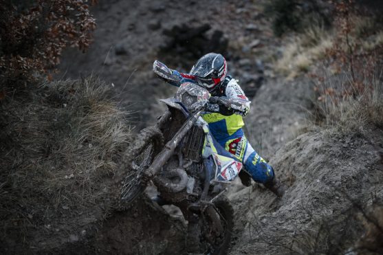 CREATOR: gd-jpeg v1.0 (using IJG JPEG v62), quality = 82