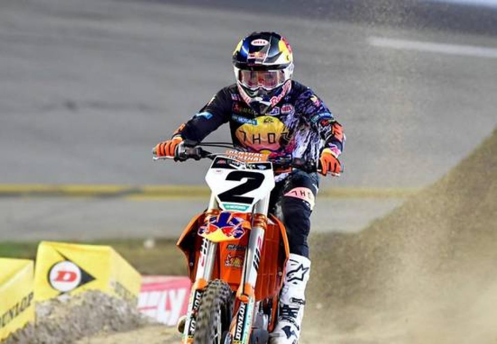 Captura de pantalla 2021-03-07 a las 6.27.19