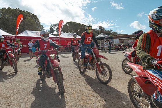 GasGas United in Dirt