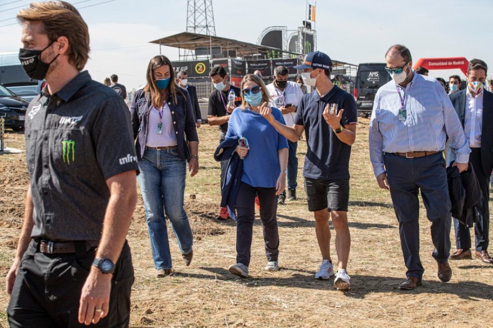 Extra_Politicos_MXGP_12-Spain_2020_JPA__P5I7482