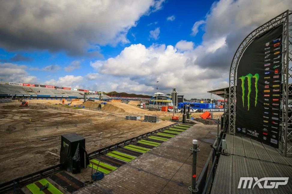 FINISH-JUMP-MXoN-NL-2019