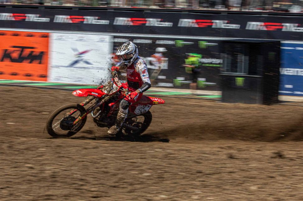 Fernandez China 25 2