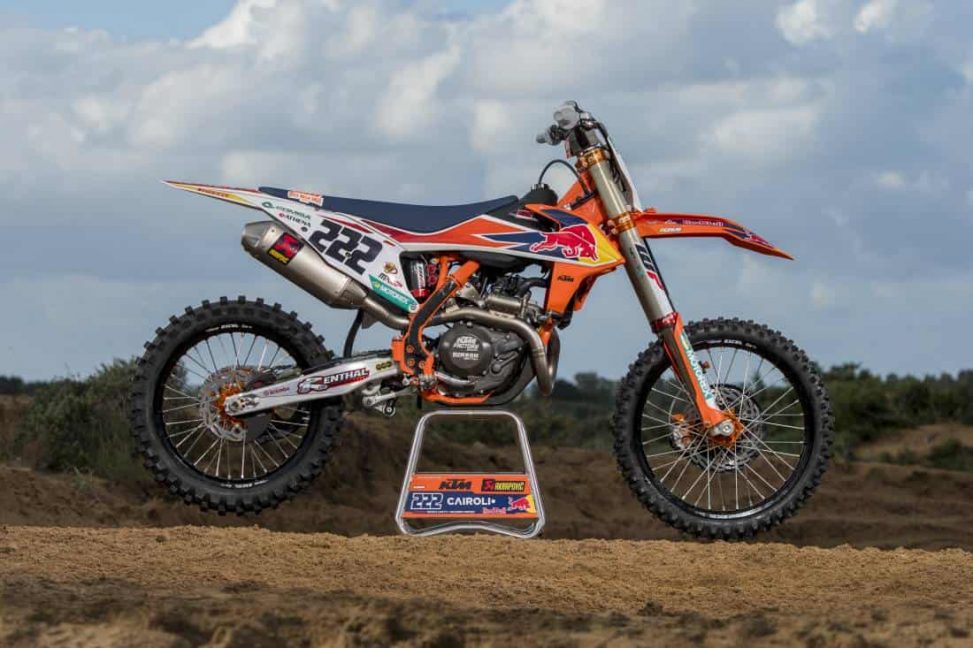 MXGP-Factory-KTM-450SXF-19-Cairoli