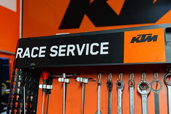 KTM Race Service