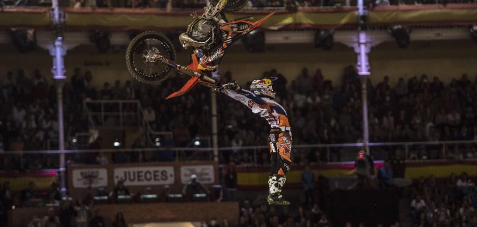 levi-sherwood---red-bull-x-fighters-madrid-2017